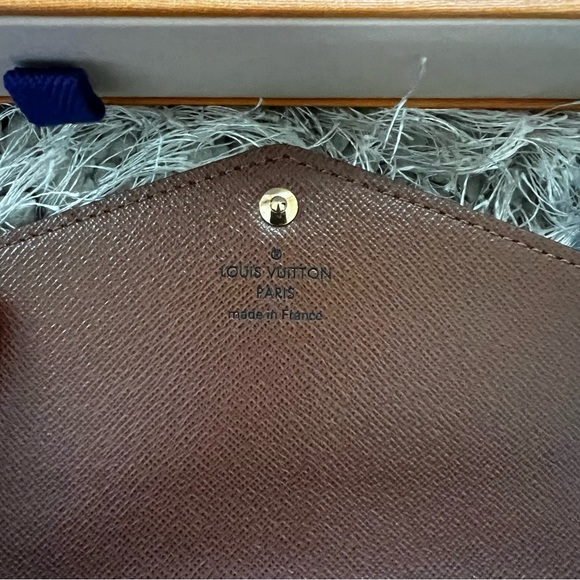 LOUIS VUITTON MONOGRAM SARAH WALLET LONG - Picture 12 of 15